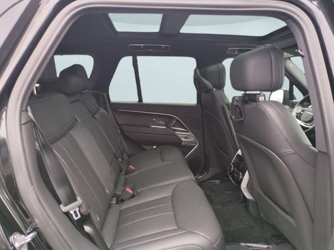 New 2026 Land Rover Range Rover SE AWD/4WD image 29