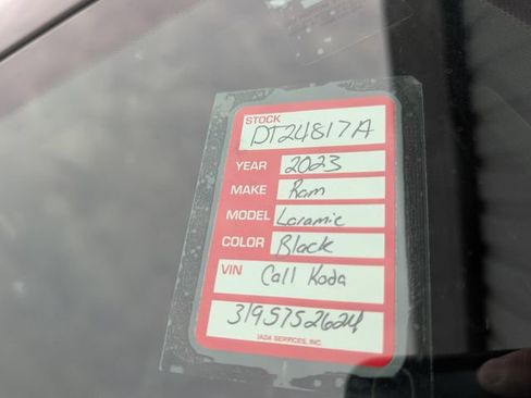 Used 2023 RAM 1500 Laramie image 24