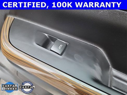 Certified 2023 GMC Acadia SLE w/ Driver Convenience Package image 17