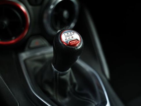 Used 2018 Chevrolet Camaro SS image 40