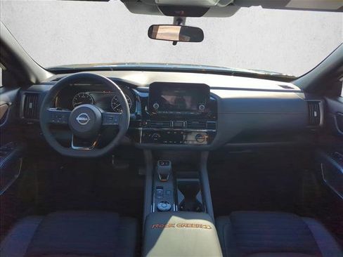 Used 2025 Nissan Pathfinder Rock Creek image 15