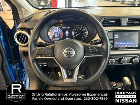 Used 2021 Nissan Versa SV image 11