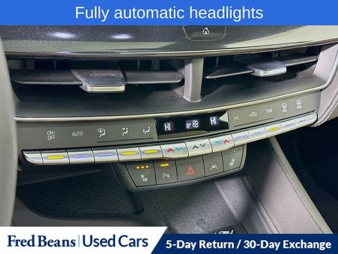 Used 2022 Cadillac CT5 Luxury w/ Sun And Sound Package image 18