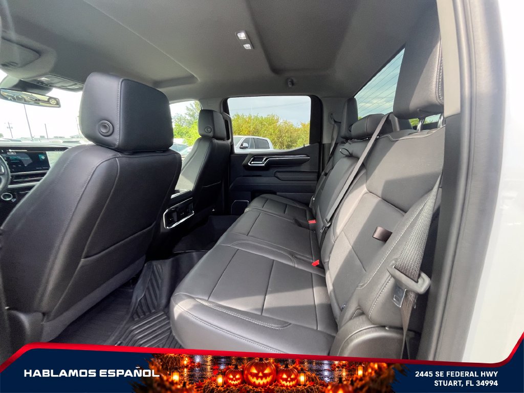 Used 2025 Chevrolet Silverado 1500 LTZ AWD/4WD image 12