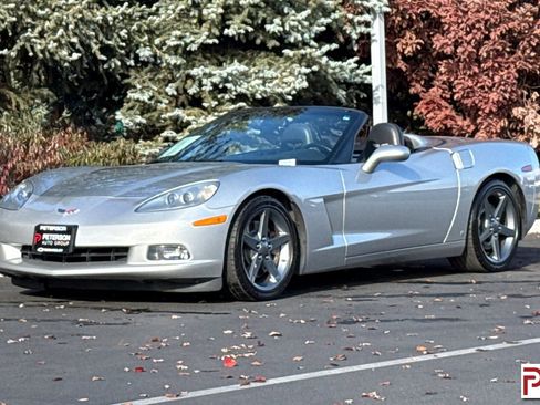 Used 2007 Chevrolet Corvette Convertible w/ Preferred Equipment Group image 8