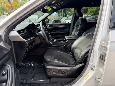 Certified 2021 Jeep Grand Cherokee L Laredo AWD/4WD image 16