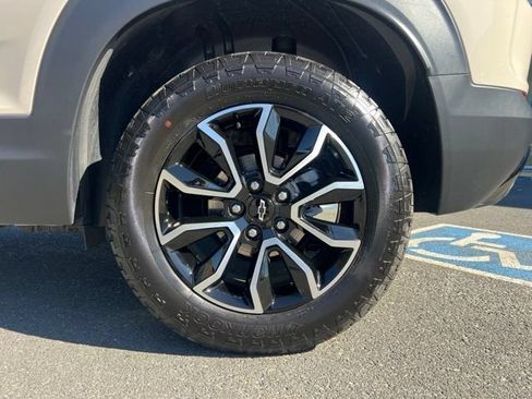 Used 2026 Chevrolet TrailBlazer ACTIV w/ Driver Confidence Package AWD/4WD image 11