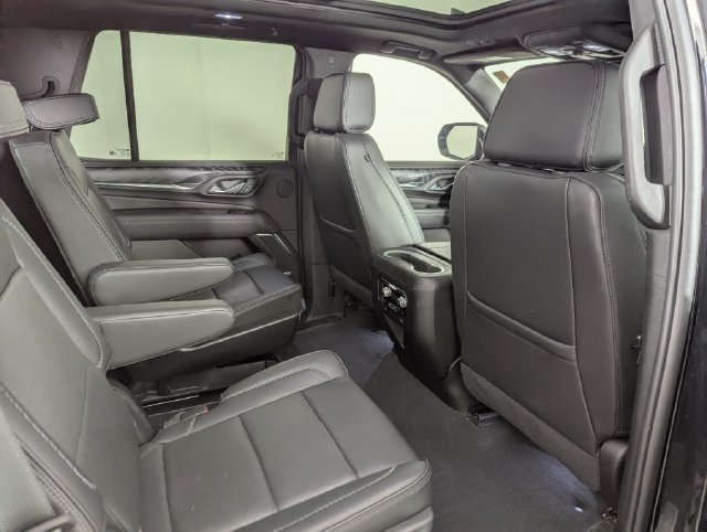 Used 2024 GMC Yukon Denali AWD/4WD image 21