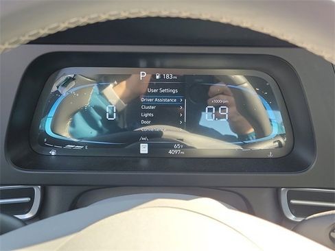 Certified 2025 Hyundai Elantra Sport image 7