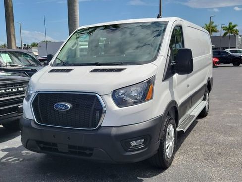 Used 2024 Ford Transit 250 Low Roof w/ Exterior Upgrade Package RWD image 33