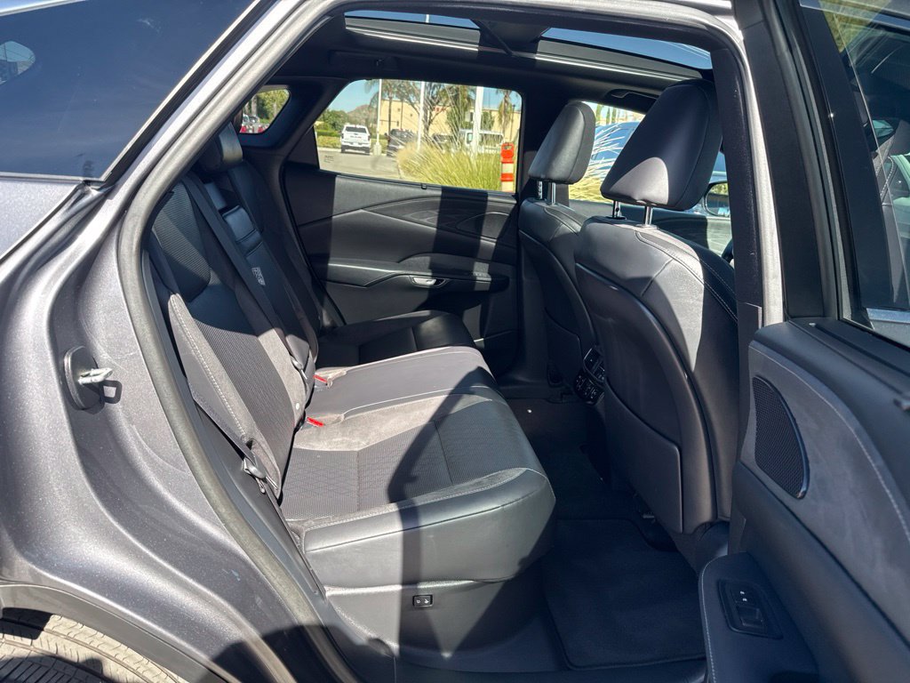 Used 2023 Lexus RX 350 FWD w/ Cold Area Package image 25