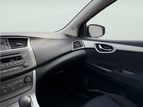 Used 2014 Nissan Sentra SR image 23