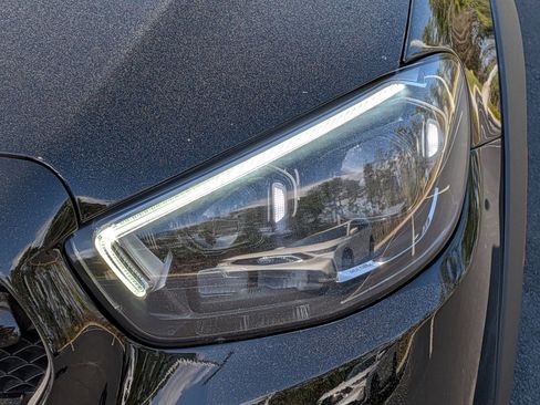 Used 2021 Mercedes-Benz E 450 4MATIC All-Terrain Wagon image 6