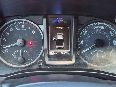 Used 2023 Toyota Tacoma TRD Pro AWD/4WD image 11