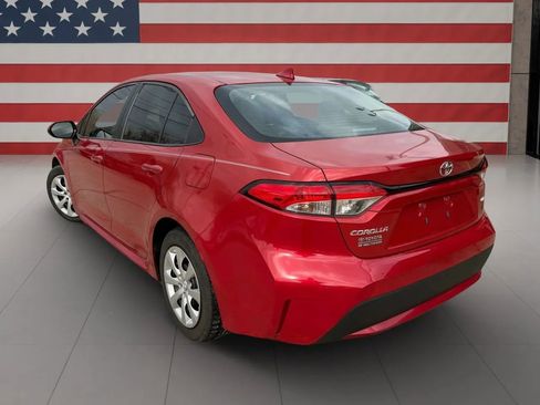 Used 2020 Toyota Corolla LE image 5
