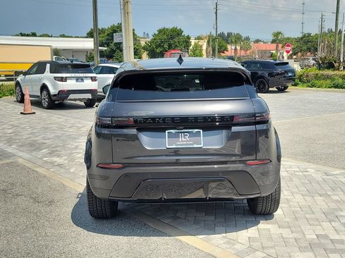 Used 2026 Land Rover Range Rover Evoque S AWD/4WD image 4