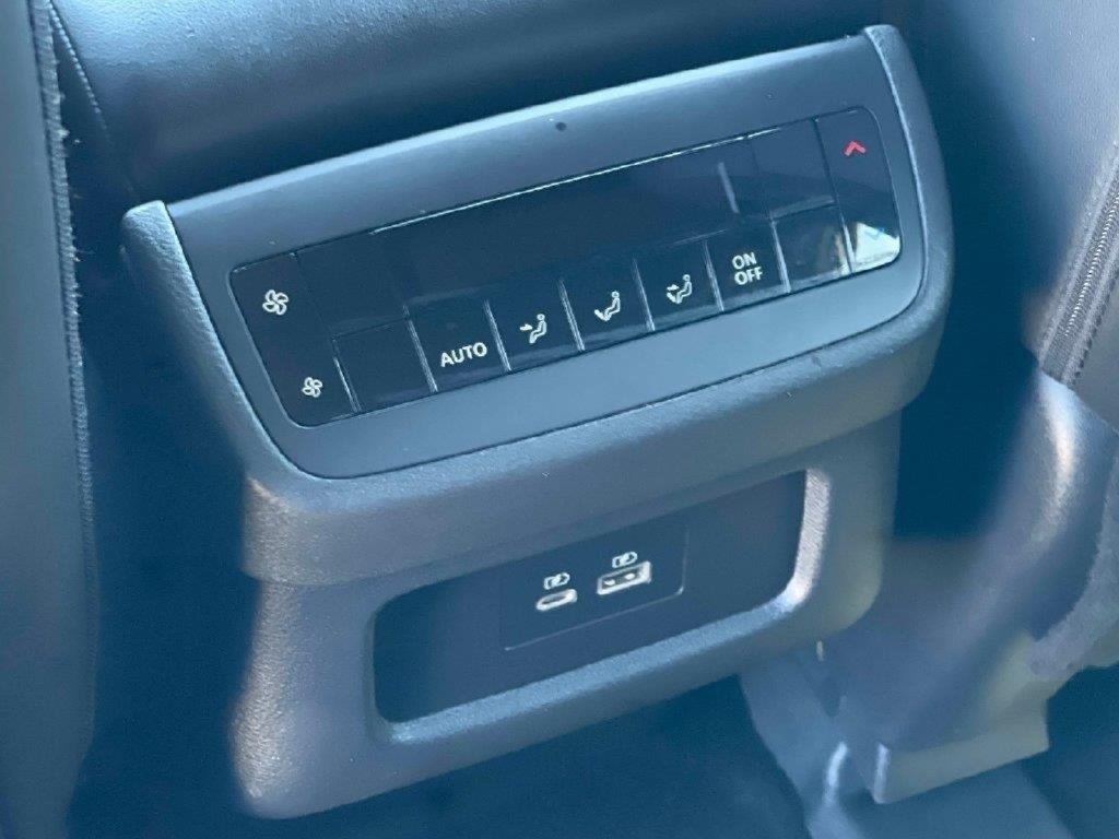 Used 2025 Nissan Pathfinder Rock Creek AWD/4WD image 20