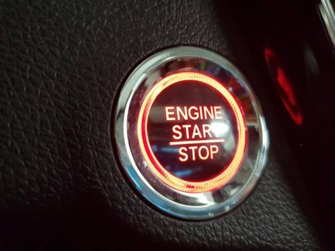 Certified 2021 Honda HR-V EX-L image 24