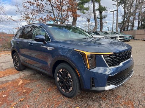 New 2026 Kia Sorento S w/ S Panoramic Sunroof Package image 5