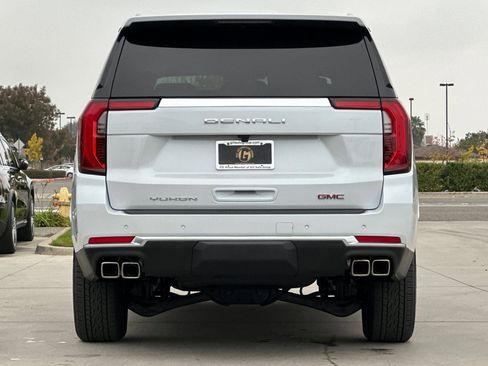 New 2026 GMC Yukon XL Denali image 5