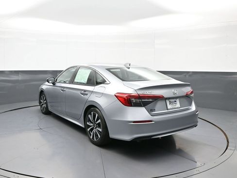 Used 2023 Honda Civic EX image 8