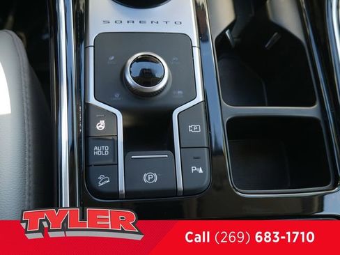Used 2024 Kia Sorento SX Prestige w/ Panoramic Sunroof Package image 35
