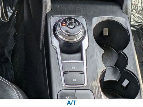 Used 2020 Ford Escape SE Sport image 19