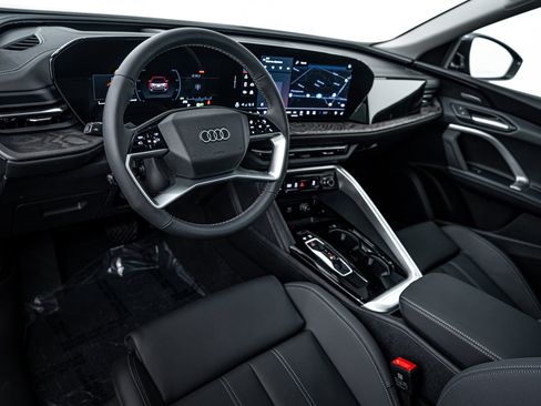 New 2025 Audi Q5 Premium Plus image 9