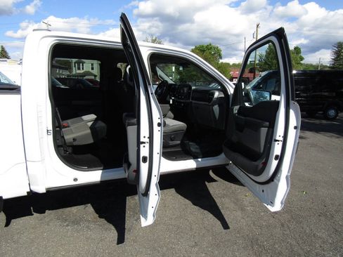 Used 2022 Ford F150 XLT AWD/4WD image 28