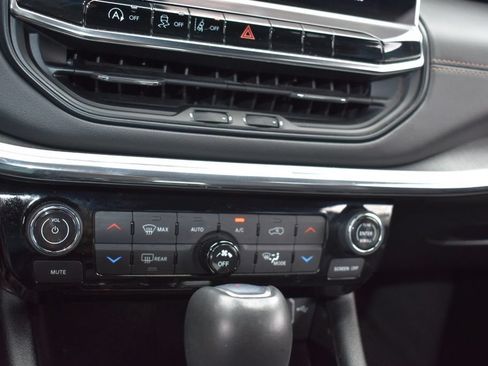 Certified 2022 Jeep Compass Limited AWD/4WD image 22