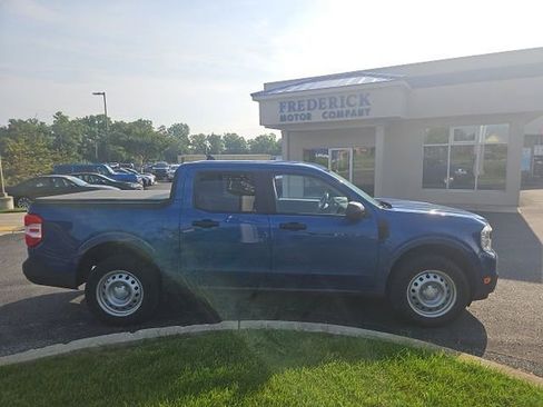 Used 2024 Ford Maverick XL FWD image 3