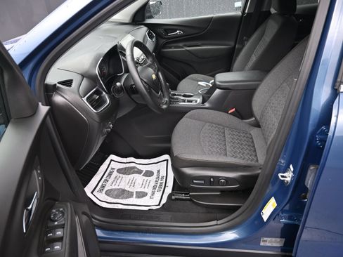Used 2024 Chevrolet Equinox LT FWD image 10