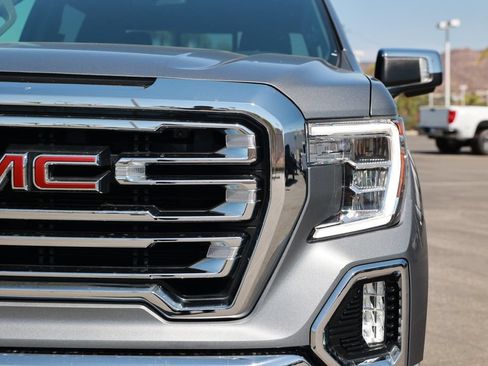 Used 2022 GMC Sierra 1500 SLT w/ SLT Premium Package AWD/4WD image 8