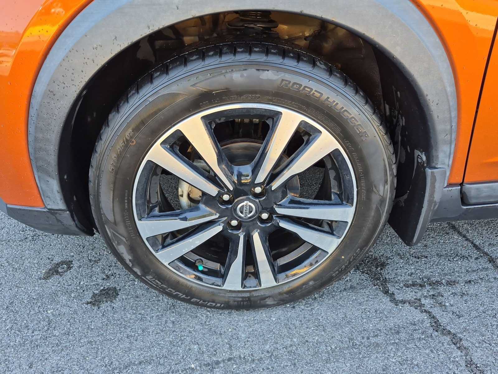 Used 2019 Nissan Kicks SV FWD image 14