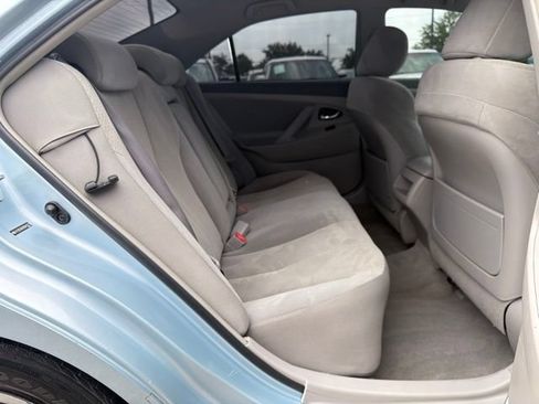 Used 2009 Toyota Camry LE FWD image 22