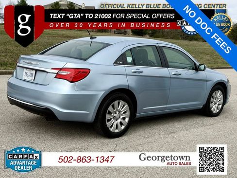 Used 2014 Chrysler 200 LX FWD image 31