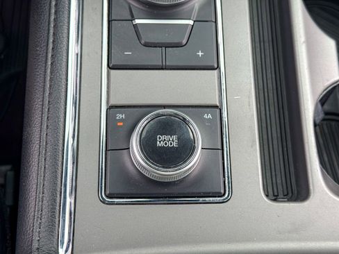 Certified 2020 Ford Expedition XLT w/ Equipment Group 202A AWD/4WD image 33