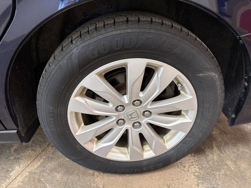 Used 2018 Honda Odyssey LX image 6