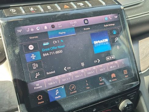 Used 2022 Jeep Grand Cherokee Limited AWD/4WD image 18