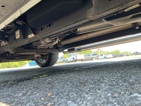 Used 2021 RAM 1500 Laramie AWD/4WD image 17