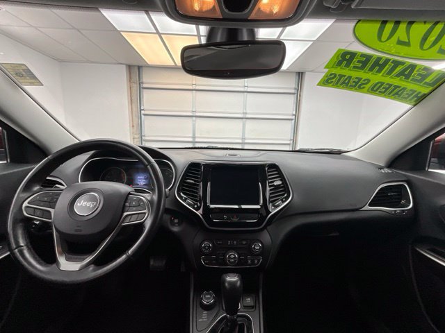 Used 2020 Jeep Cherokee Limited AWD/4WD image 4