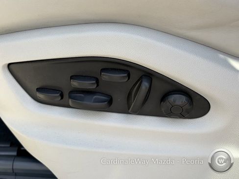 Used 2022 Porsche Cayenne S Platinum AWD/4WD image 14