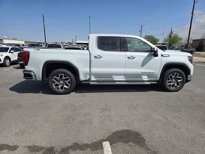 New 2026 GMC Sierra 1500 SLT