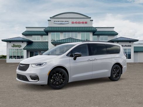 New 2026 Chrysler Pacifica Limited w/ S Appearance Package AWD/4WD image 3