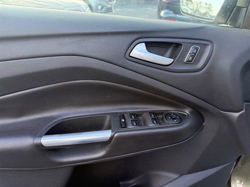 Used 2014 Ford Escape SE w/ Equipment Group 201A image 30