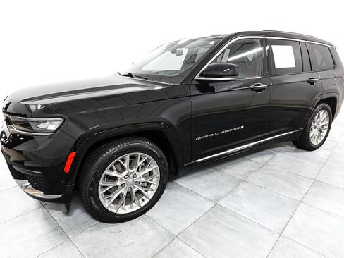Used 2021 Jeep Grand Cherokee L Summit w/ Advanced Protech Group IV AWD/4WD image 3