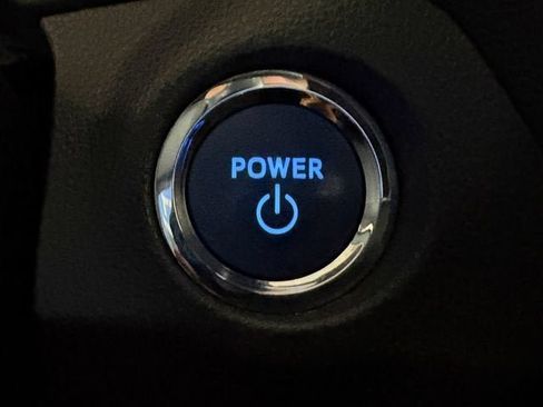Used 2020 Toyota RAV4 XSE AWD/4WD image 16
