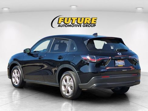 Used 2023 Honda HR-V LX image 7