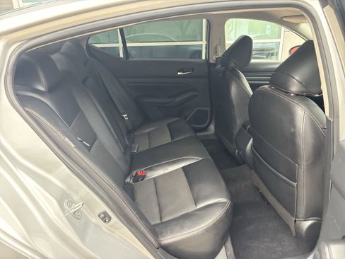 Used 2022 Nissan Altima 2.5 SR image 12