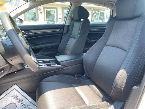 Used 2018 Honda Accord LX image 20